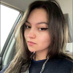 Meet your Posher, Trinity